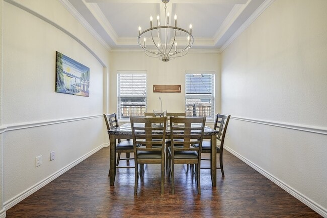 Building Photo - 106 Martingale Trail