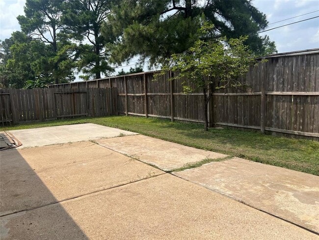 Building Photo - 9414 Glendown Ln