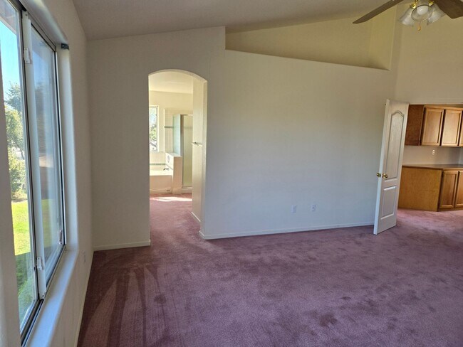 Building Photo - Available Now – 3 Bed, 3 Bath Home with Pool | $2,400/mo