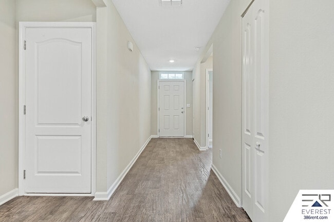 Building Photo - 5 Birchfield Pl
