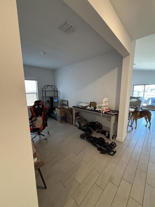Building Photo - 40525 Bravo Dr