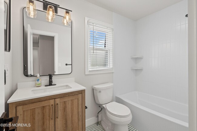 Building Photo - 75 Grand Central Ave