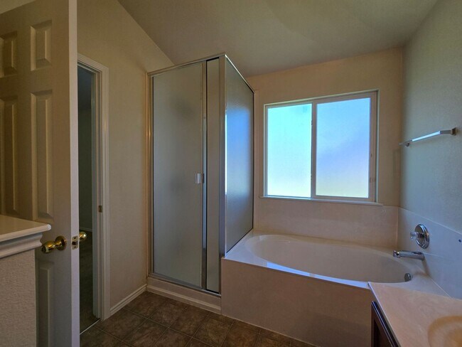 Building Photo - 4604 Black Forest Ln