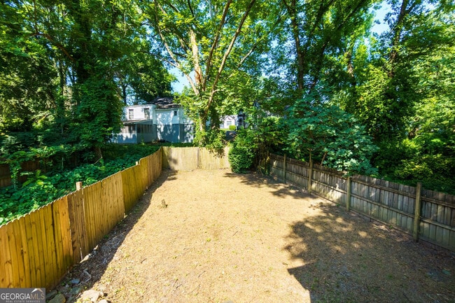 Building Photo - 998 Mayson Turner Rd NW