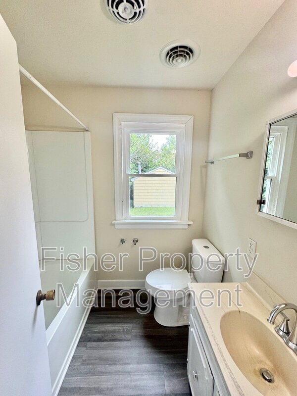 Building Photo - 1108 Goddin St