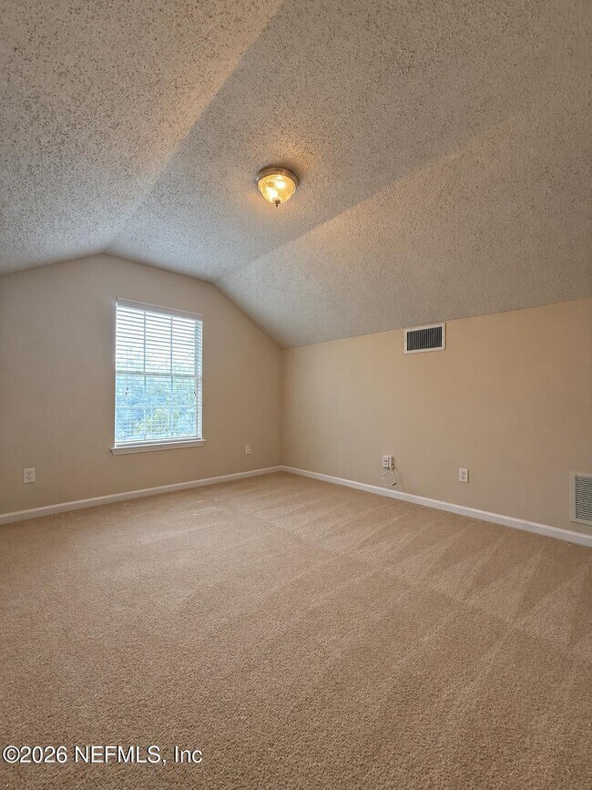 Building Photo - 3150 Highland Grove Dr