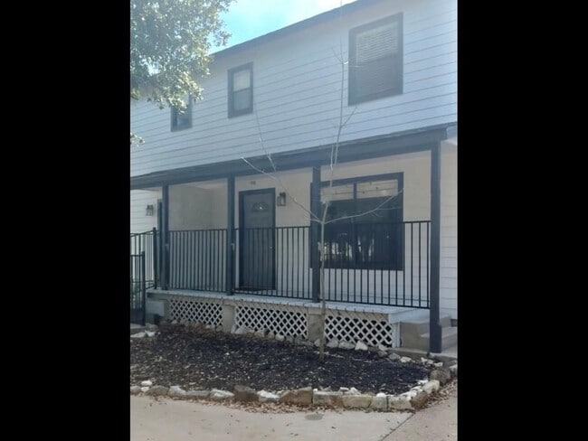 Building Photo - 15205 Cavalier Canyon Dr