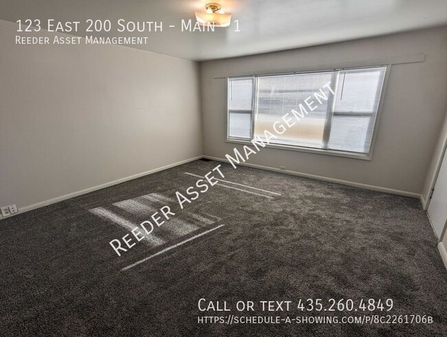Building Photo - 123 E 200 S
