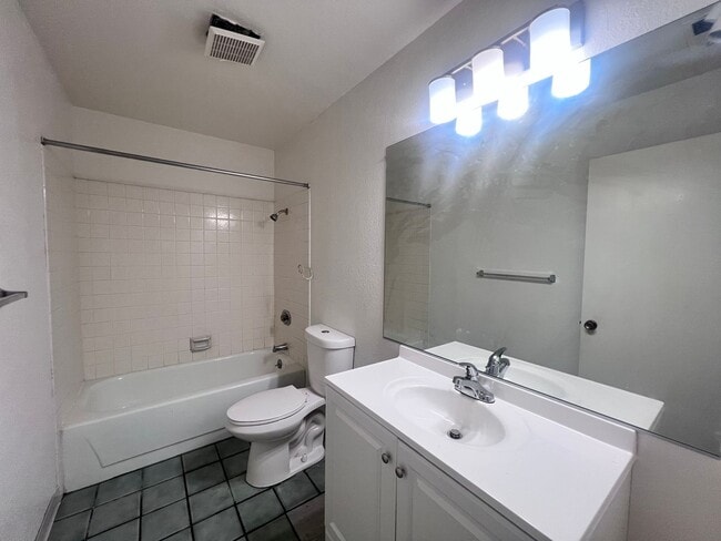 Building Photo - Two Story 3 Bed/Bath Single Family Home In Milpitas, Ca. For Rent!!! $500 OFF FRIST MONTHS RENT!