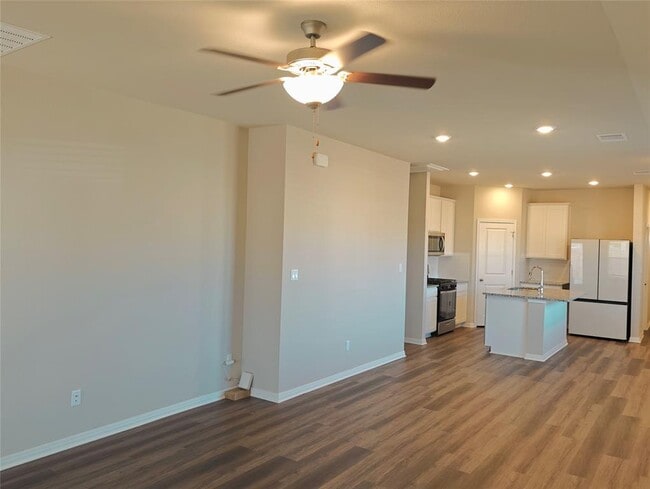 Building Photo - 505 View Dr