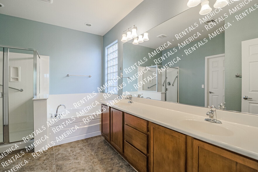 Building Photo - 7461 W Pleasant Oak Way