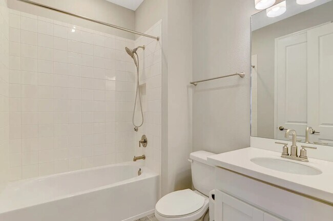 Building Photo - 5664 Blue Reef Pl