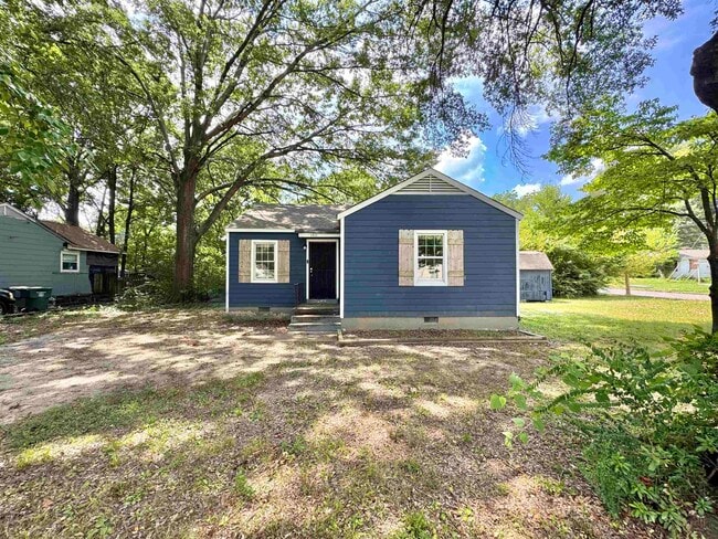 Building Photo - 1711 Coleen Rd