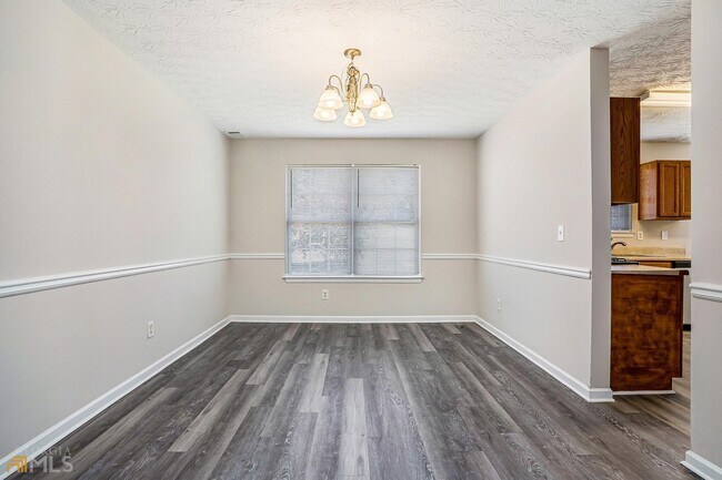 Building Photo - 1730 Bennett Dr