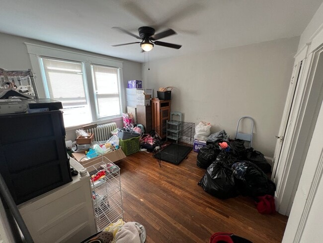 Building Photo - Spacious 4-Bedroom Home
