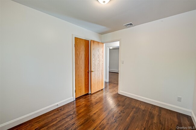 Building Photo - 26 Valleywood Rd
