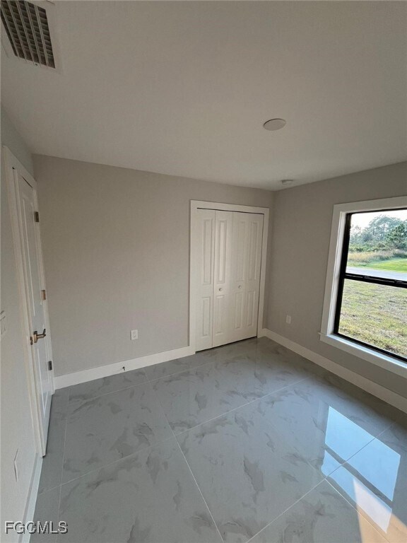 Building Photo - 241 Narthex Ave S