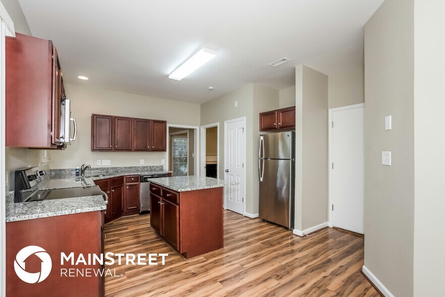 Building Photo - 16001 Kirsten Nicole Rd