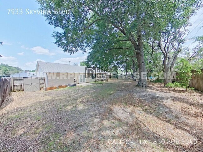 Building Photo - 7933 Skyview Blvd