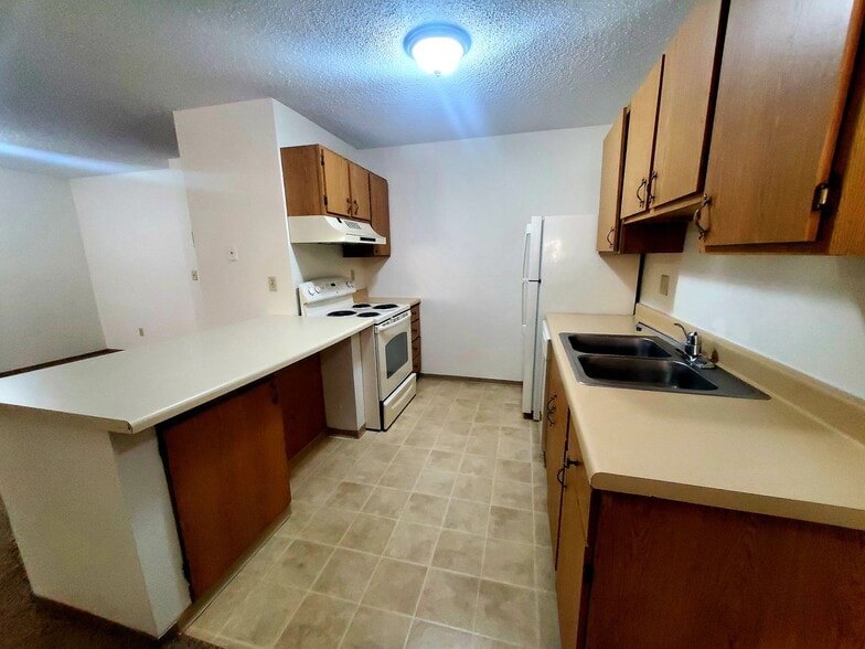 Interior Photo - The Grove of White Bear Lake