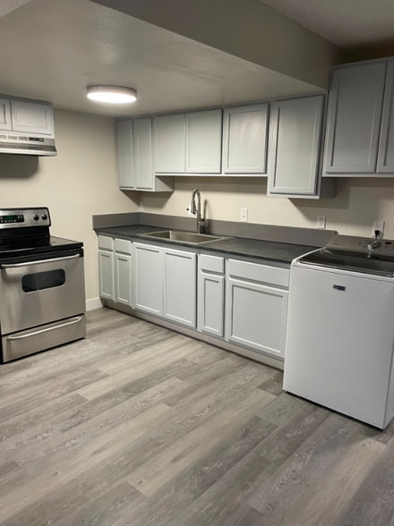 Building Photo - 632 Triest Ct