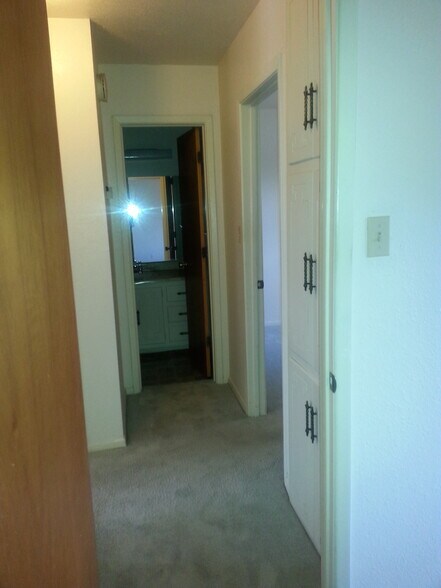 Building Photo - 1504 Aspen Drive