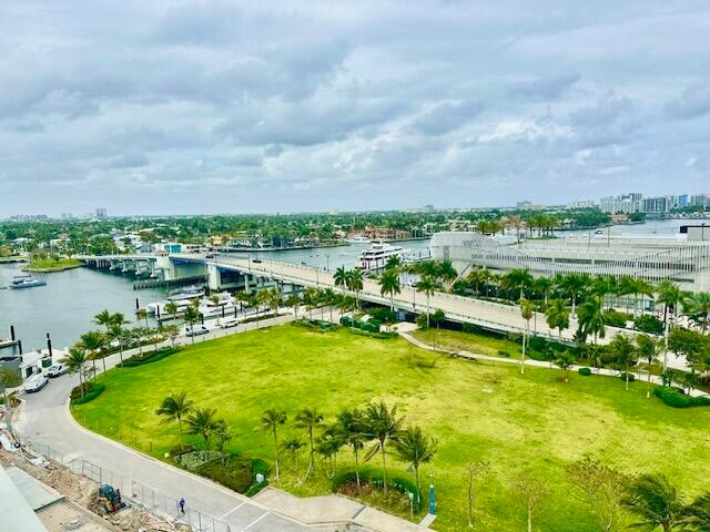 Building Photo - 1 Las Olas Cir