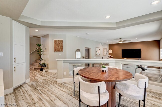 Building Photo - 9748 Cathedral Stairs Ct
