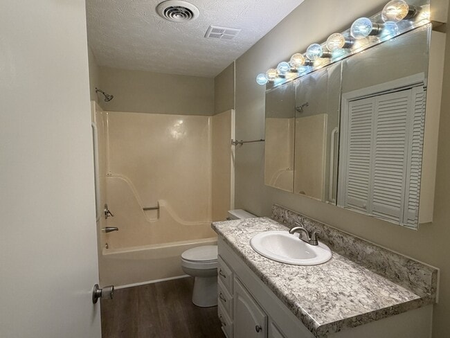 Building Photo - 1705 Cedar Shoals Dr