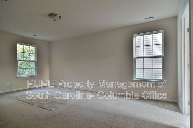 Building Photo - 151 Luna Trail