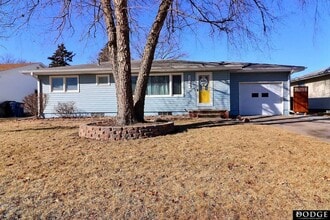 Building Photo - 2049 N Pearl St