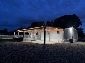 Building Photo - 1115 1 Oak Chase Rd