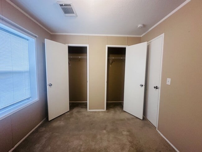 Building Photo - 6324 NW 29th Pl