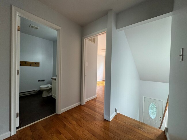 Building Photo - THREE BEDROOM  w Finished Basement- PARKLA...