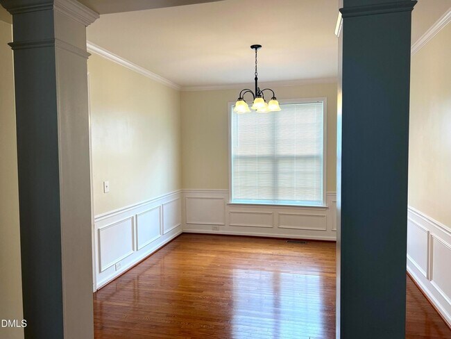 Building Photo - 1020 Delta River Way