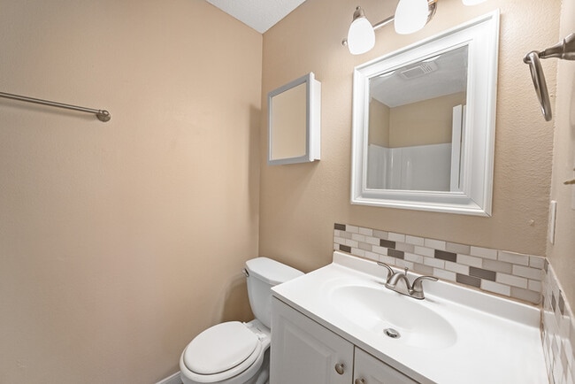 Building Photo - 14203 Sussman Ct