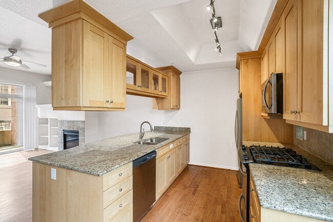 Interior Photo - Brownstone Manor