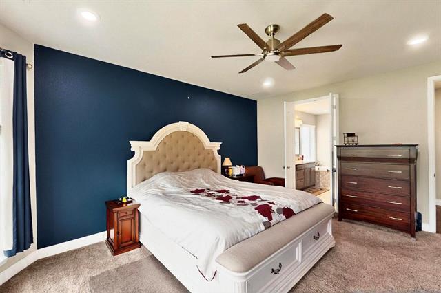 Building Photo - 505 Amistad Cv