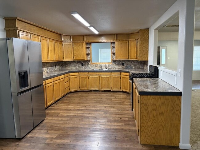 Building Photo - 17822 S Bryant Rd