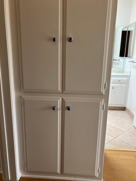 closet - 2020 Idaho Ave