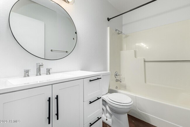 Building Photo - 4618 S Calle Los Cerros Dr