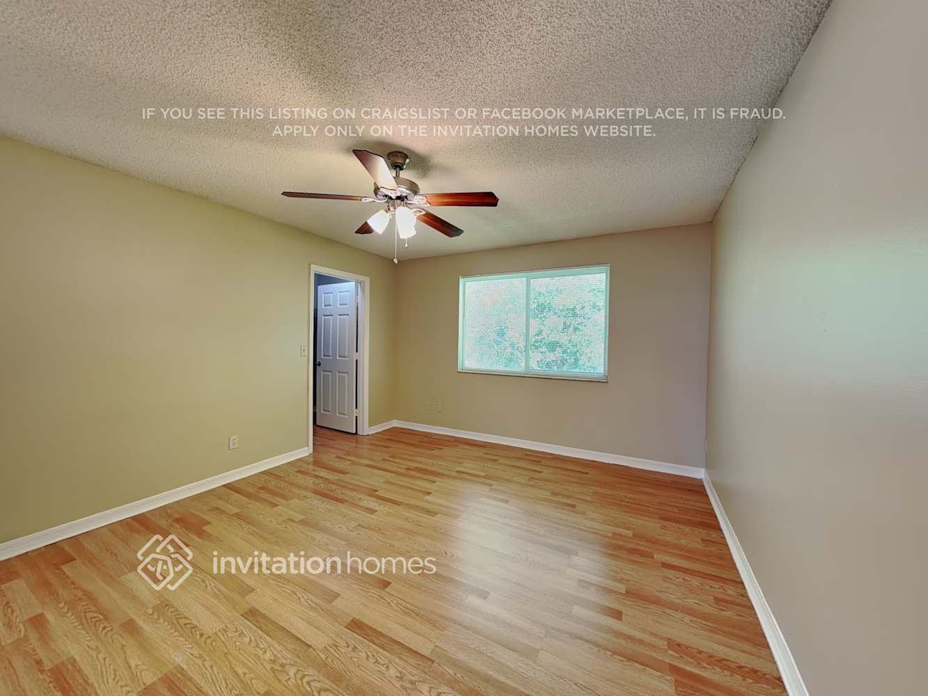 Building Photo - 10621 SW 14th Ct