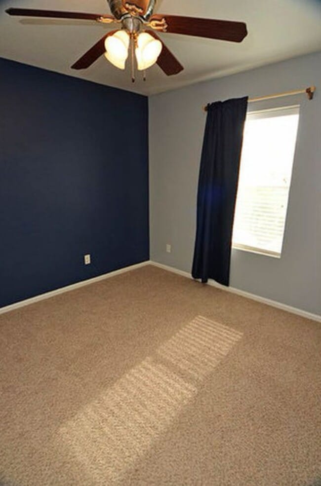 Building Photo - Updated Johnstown Home for Rent – $2,695/m...