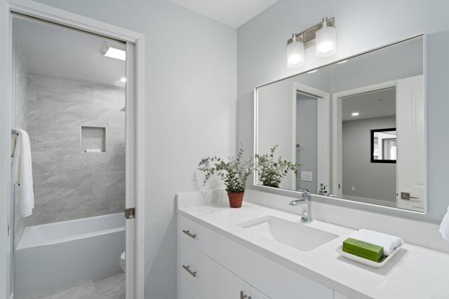 Building Photo - 100 Coast Blvd