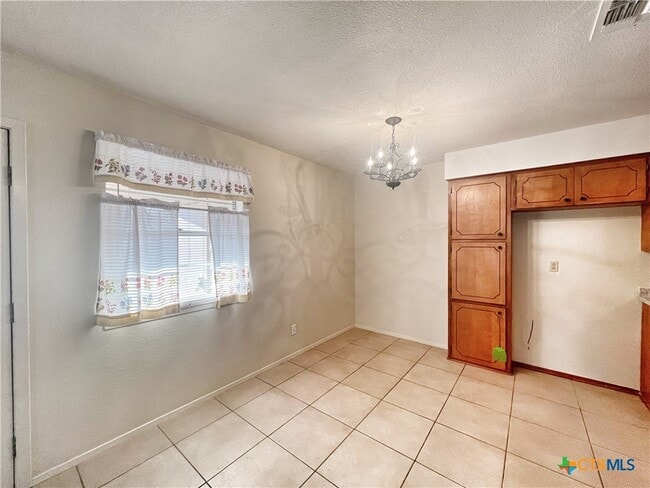 Building Photo - 1792 Kuehler Ave