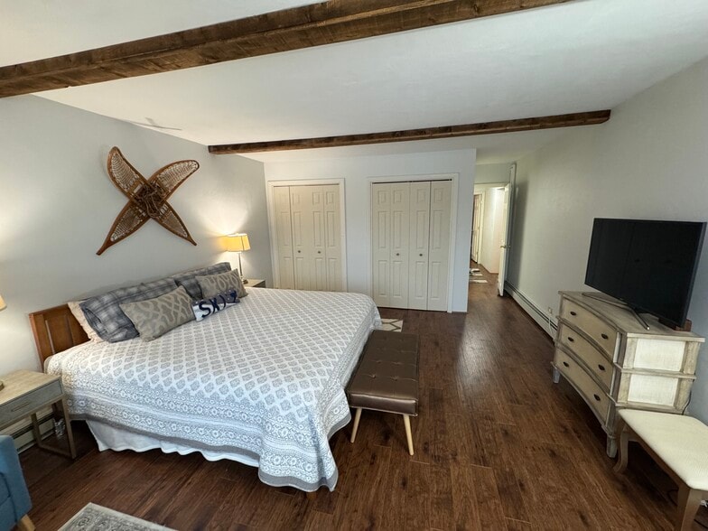 Building Photo - 663 Cherry Valley Rd