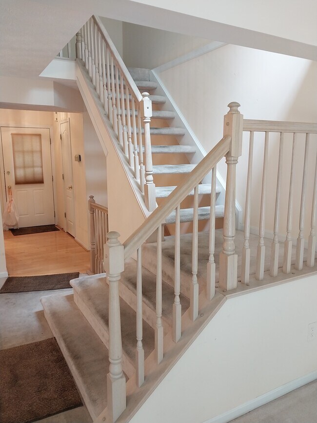 Building Photo - 3912 Vineyard Green Dr