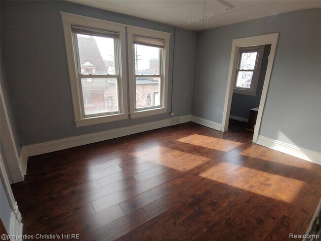 Building Photo - 4207 4th St