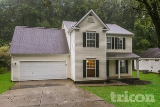 Building Photo - 10007 Northwoods Forest Dr