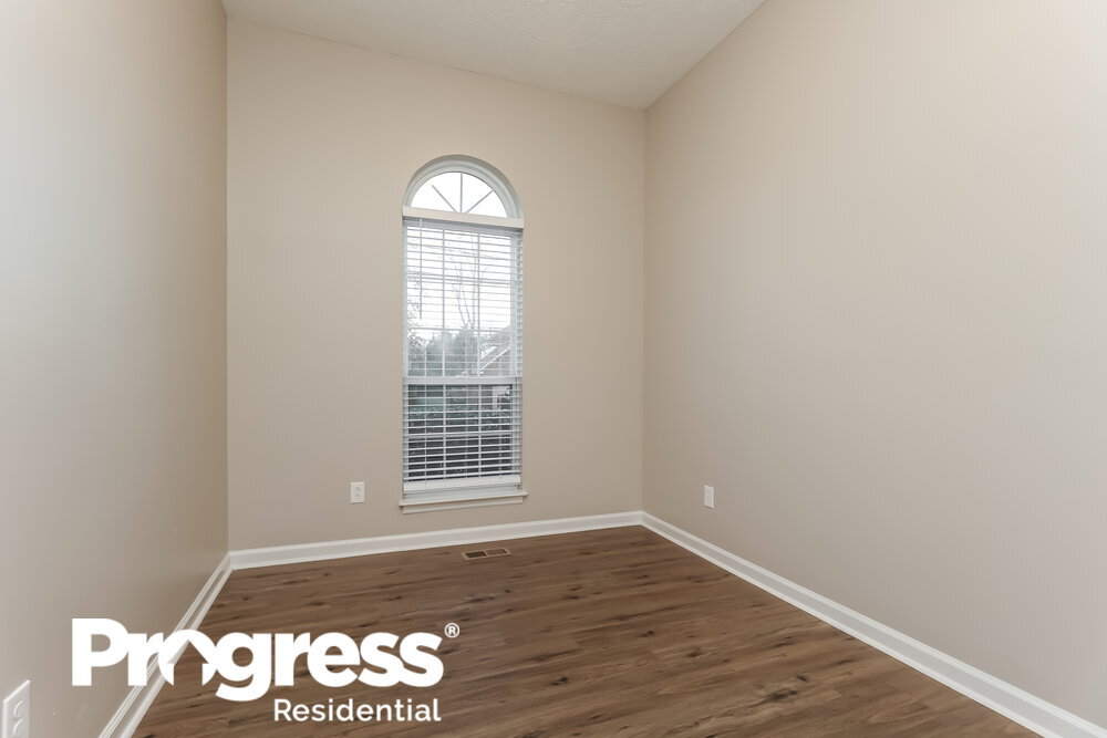 Building Photo - 3112 Chateau Valley Dr